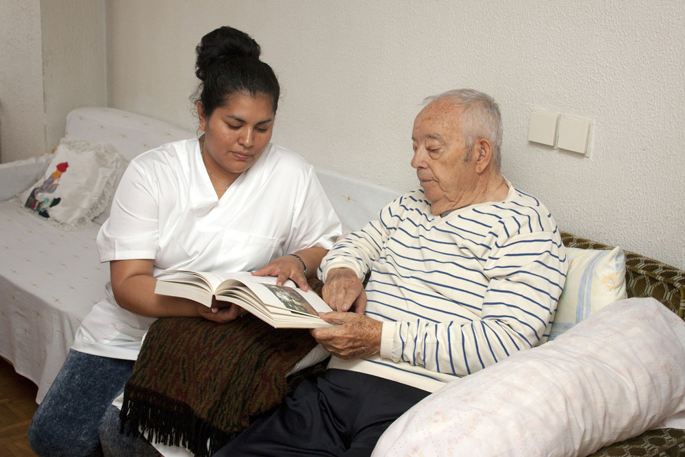 how-to-decide-between-ageing-at-home-or-aged-care