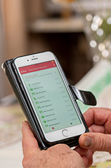 home-monitoring-seniors-app