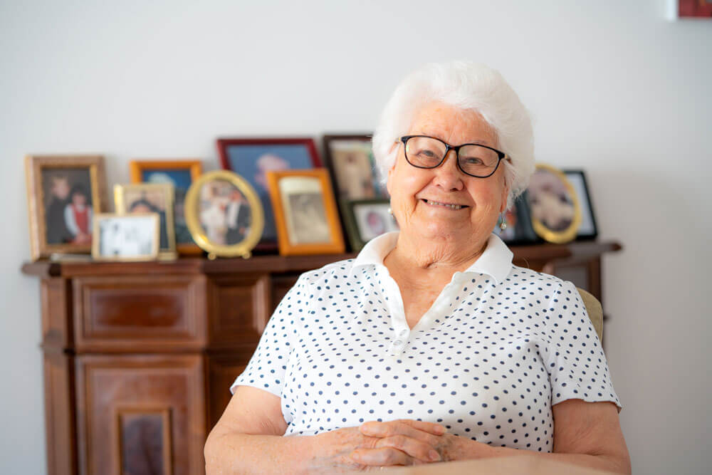 technology-elderly-parents-care-inteliliving